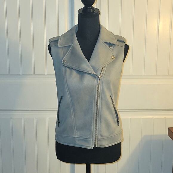 Grey Zippered Vest - Picture 1 of 8